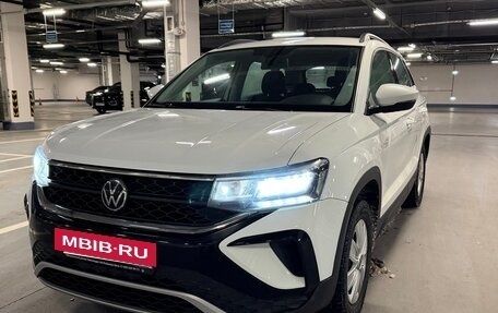 Volkswagen Taos, 2021 год, 2 650 000 рублей, 2 фотография