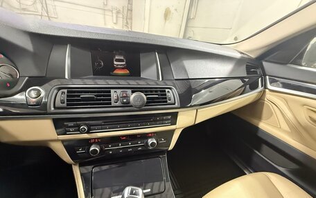 BMW 5 серия, 2016 год, 1 999 000 рублей, 14 фотография