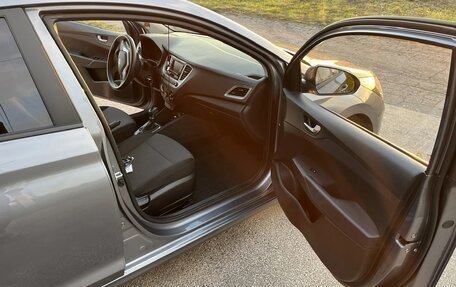 Hyundai Solaris II рестайлинг, 2021 год, 1 550 000 рублей, 12 фотография