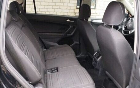 Volkswagen Tiguan II, 2021 год, 3 200 000 рублей, 13 фотография