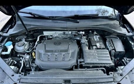 Volkswagen Tiguan II, 2021 год, 3 200 000 рублей, 10 фотография