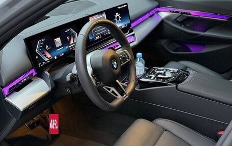 BMW 5 серия, 2024 год, 8 150 000 рублей, 7 фотография