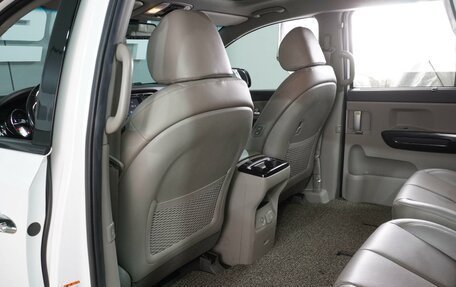 KIA Carnival III, 2016 год, 2 499 000 рублей, 13 фотография