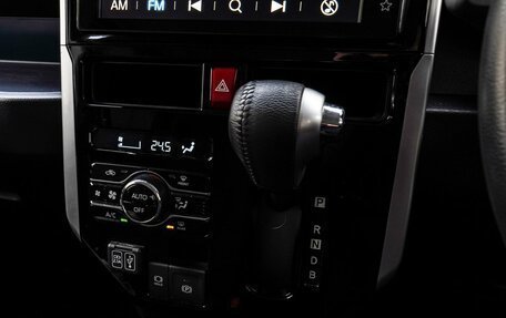 Toyota Roomy I, 2020 год, 1 680 000 рублей, 12 фотография