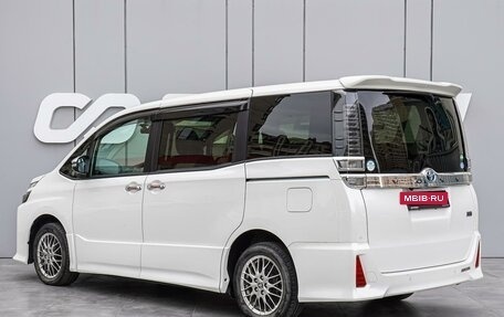 Toyota Voxy III, 2021 год, 3 190 000 рублей, 2 фотография