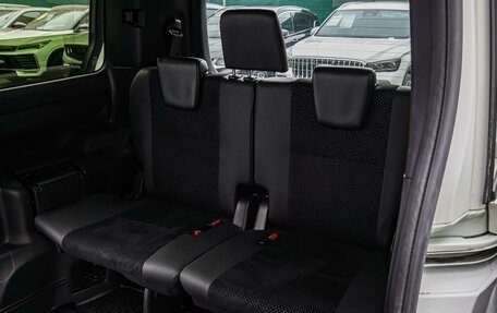 Toyota Voxy III, 2021 год, 3 190 000 рублей, 9 фотография