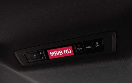 Toyota Voxy III, 2021 год, 3 190 000 рублей, 23 фотография