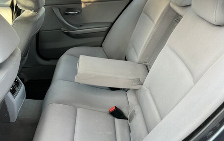 BMW 3 серия, 2005 год, 1 155 000 рублей, 11 фотография