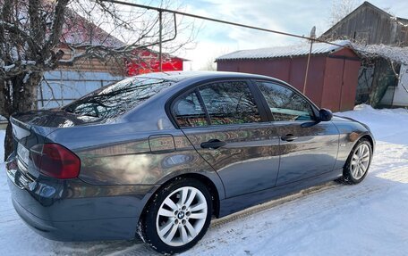 BMW 3 серия, 2005 год, 1 155 000 рублей, 6 фотография