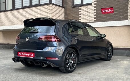 Volkswagen Golf GTI VII, 2018 год, 2 850 000 рублей, 2 фотография