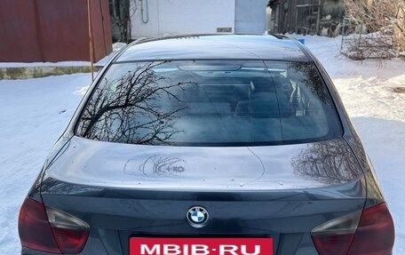 BMW 3 серия, 2005 год, 1 155 000 рублей, 19 фотография