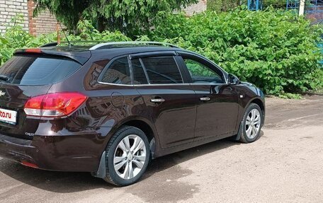 Chevrolet Cruze II, 2013 год, 820 000 рублей, 3 фотография