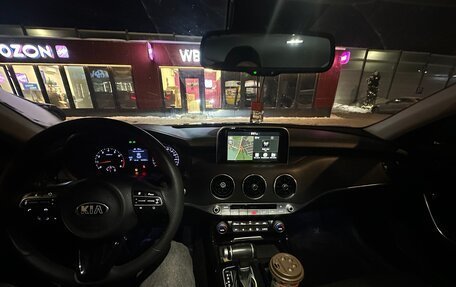 KIA Stinger I, 2018 год, 2 200 000 рублей, 8 фотография