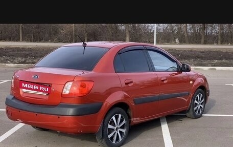 KIA Rio II, 2005 год, 500 000 рублей, 2 фотография