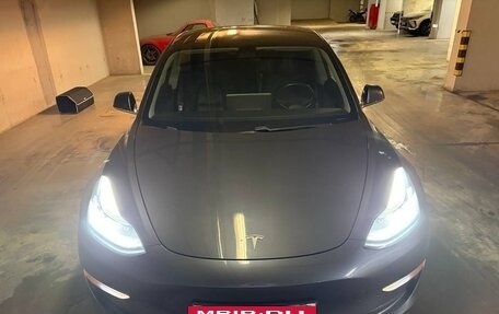 Tesla Model 3 I, 2019 год, 2 650 000 рублей, 2 фотография