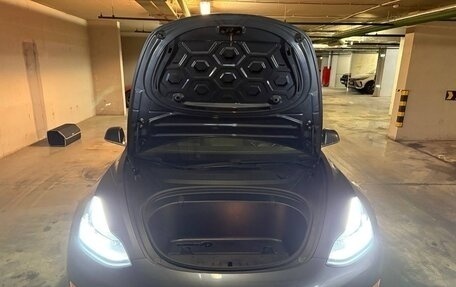 Tesla Model 3 I, 2019 год, 2 650 000 рублей, 3 фотография