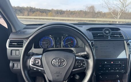 Toyota Camry, 2018 год, 2 270 000 рублей, 6 фотография