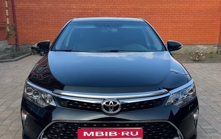 Toyota Camry, 2018 год, 2 270 000 рублей, 2 фотография