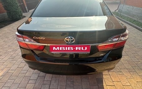 Toyota Camry, 2018 год, 2 270 000 рублей, 15 фотография
