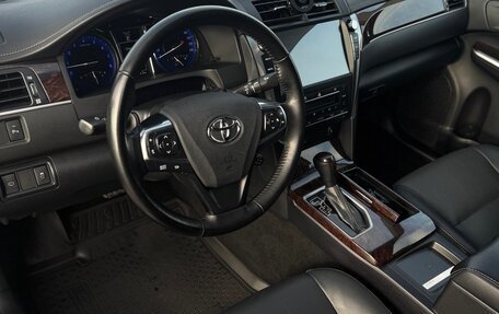 Toyota Camry, 2018 год, 2 270 000 рублей, 18 фотография