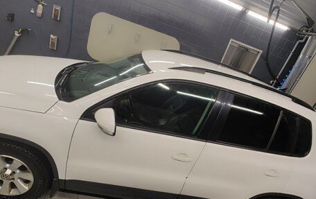 Volkswagen Tiguan I, 2012 год, 990 000 рублей, 4 фотография