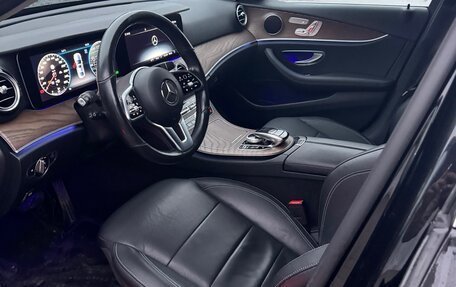 Mercedes-Benz E-Класс, 2018 год, 2 800 000 рублей, 5 фотография