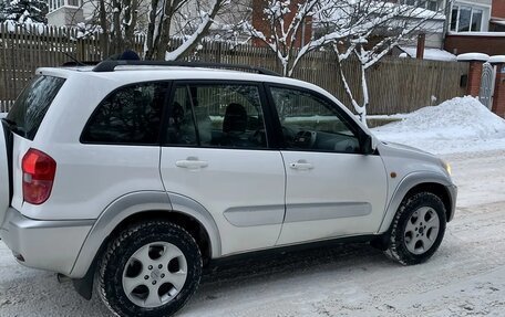 Toyota RAV4, 2001 год, 750 000 рублей, 4 фотография