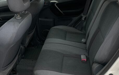 Toyota RAV4, 2001 год, 750 000 рублей, 18 фотография