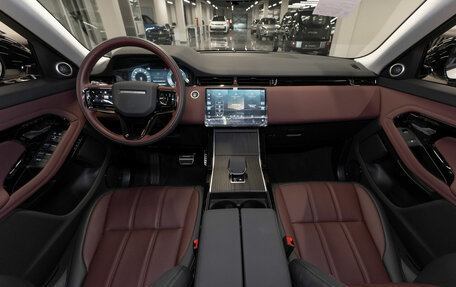 Land Rover Range Rover Evoque II, 2025 год, 6 550 000 рублей, 8 фотография