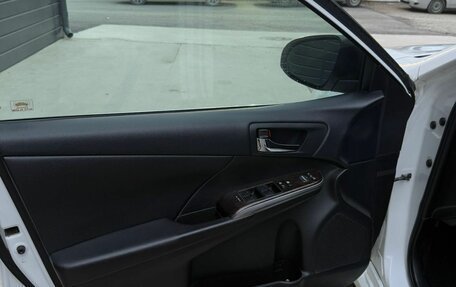 Toyota Camry, 2015 год, 1 950 000 рублей, 13 фотография