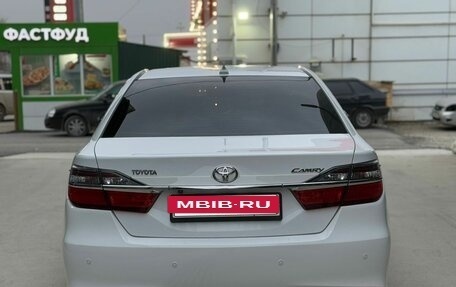 Toyota Camry, 2015 год, 1 950 000 рублей, 7 фотография