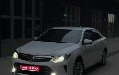 Toyota Camry, 2015 год, 1 950 000 рублей, 15 фотография