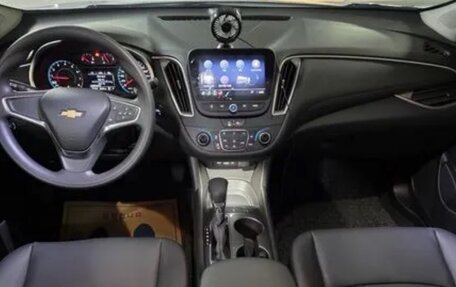 Chevrolet Malibu IX, 2021 год, 1 420 000 рублей, 6 фотография