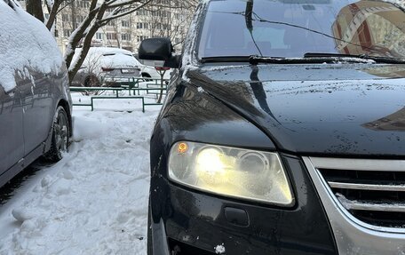 Volkswagen Touareg III, 2003 год, 600 000 рублей, 3 фотография