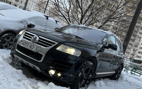 Volkswagen Touareg III, 2003 год, 600 000 рублей, 4 фотография