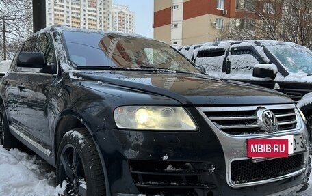Volkswagen Touareg III, 2003 год, 600 000 рублей, 2 фотография