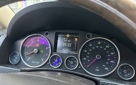 Volkswagen Touareg III, 2003 год, 600 000 рублей, 8 фотография