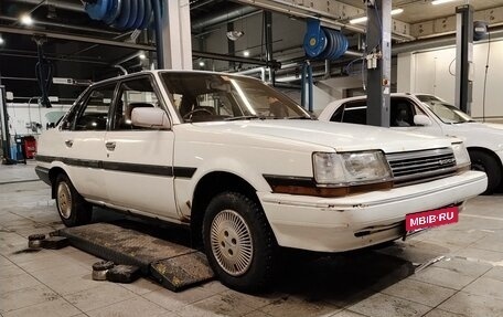 Toyota Corona VIII (T170), 1985 год, 220 000 рублей, 3 фотография