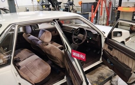 Toyota Corona VIII (T170), 1985 год, 220 000 рублей, 10 фотография