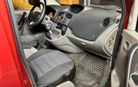 Renault Kangoo II рестайлинг, 2010 год, 850 000 рублей, 8 фотография