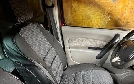 Renault Kangoo II рестайлинг, 2010 год, 850 000 рублей, 10 фотография