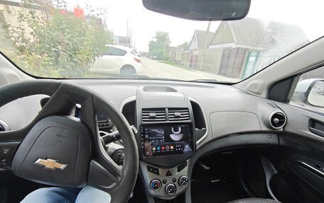 Chevrolet Aveo III, 2012 год, 499 999 рублей, 4 фотография