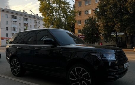 Land Rover Range Rover IV рестайлинг, 2015 год, 3 700 000 рублей, 5 фотография