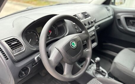 Skoda Fabia II, 2012 год, 799 000 рублей, 10 фотография