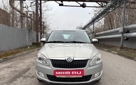 Skoda Fabia II, 2012 год, 799 000 рублей, 2 фотография