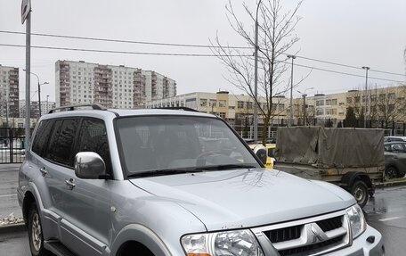 Mitsubishi Pajero III рестайлинг, 2004 год, 850 000 рублей, 2 фотография