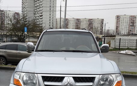 Mitsubishi Pajero III рестайлинг, 2004 год, 850 000 рублей, 13 фотография