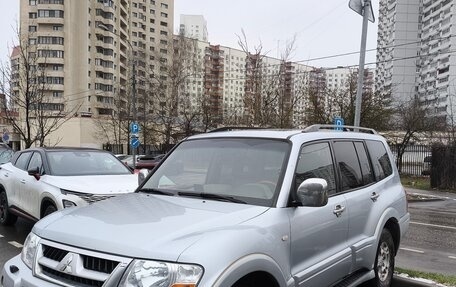 Mitsubishi Pajero III рестайлинг, 2004 год, 850 000 рублей, 16 фотография