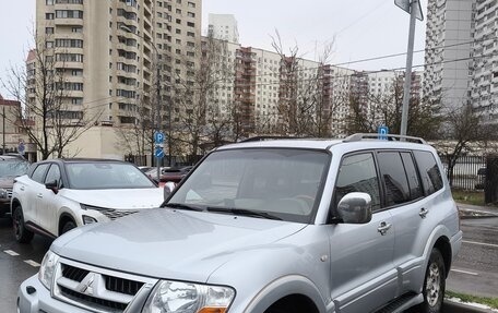 Mitsubishi Pajero III рестайлинг, 2004 год, 850 000 рублей, 14 фотография