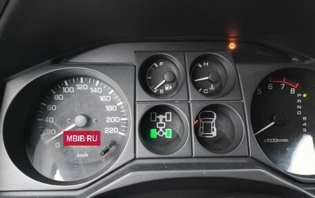 Mitsubishi Pajero III рестайлинг, 2004 год, 850 000 рублей, 25 фотография